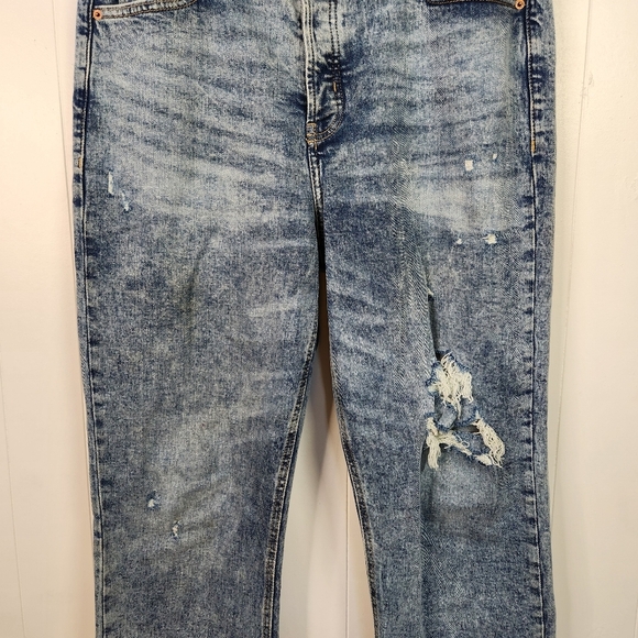 Old Navy Extra High Rise Sky High Straight Leg Jeans Size 14 Button Fly Denim - Picture 6 of 6